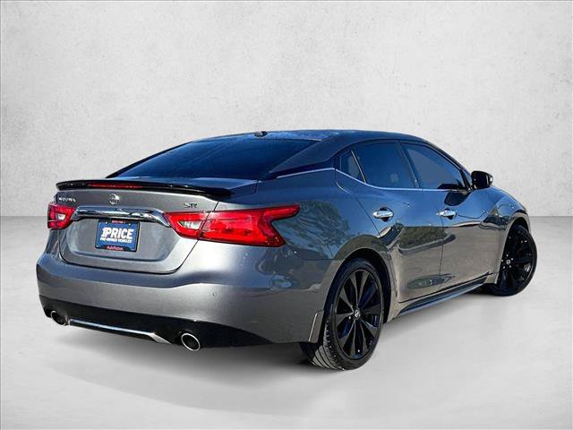 Used 2017 Nissan Maxima SR w/ Midnight Edition FWD image 2