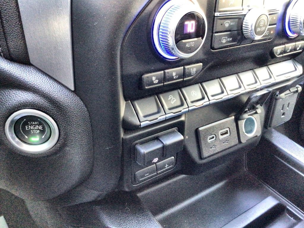 Used 2021 GMC Sierra 1500 SLT image 17