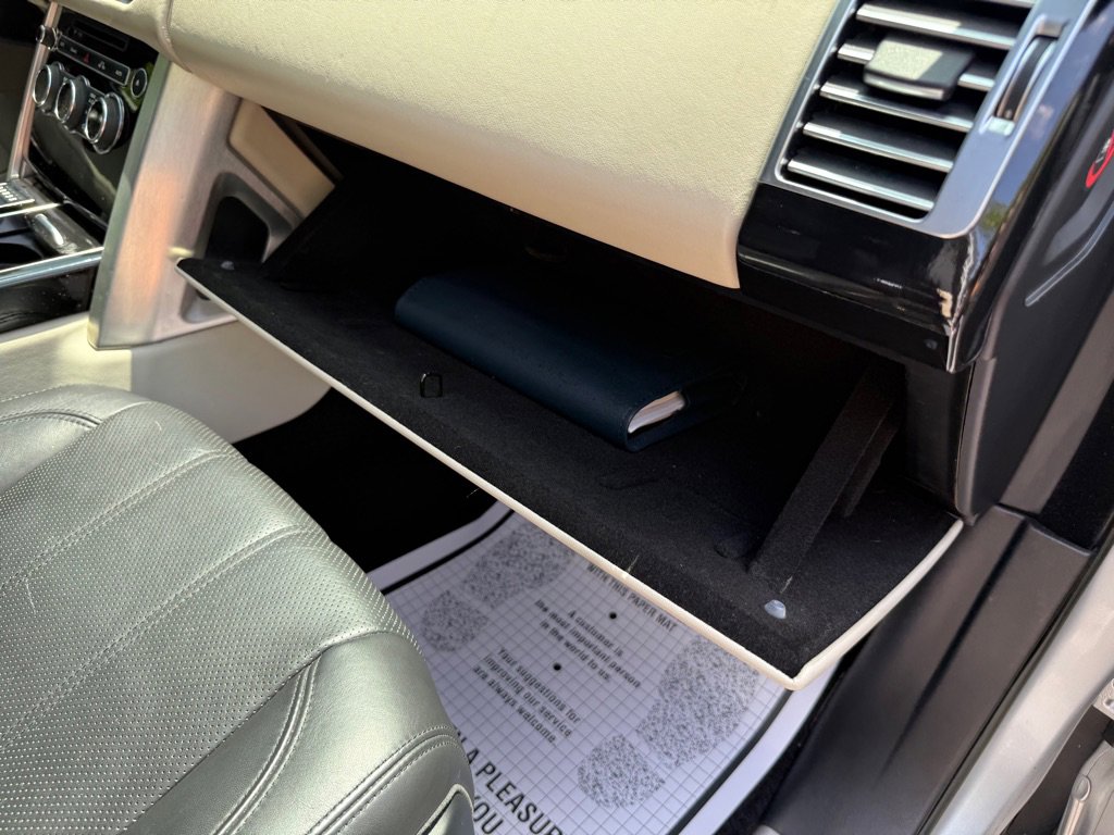 Used 2015 Land Rover Range Rover Supercharged image 61