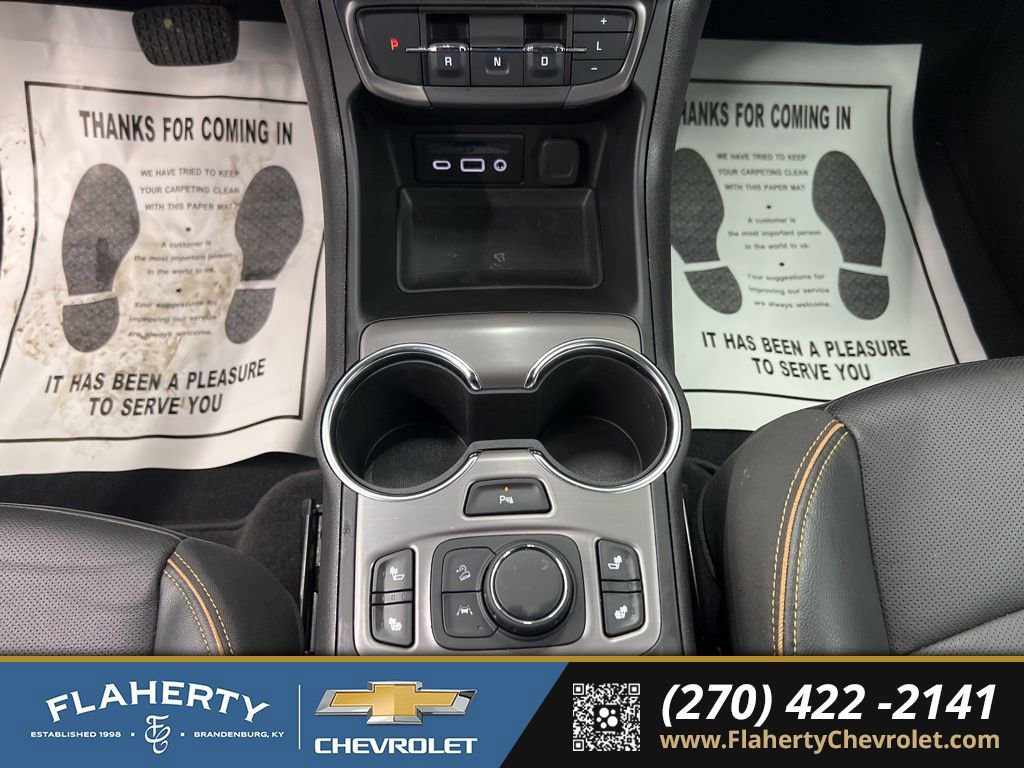 Used 2024 GMC Terrain AT4 w/ Tech Package image 31