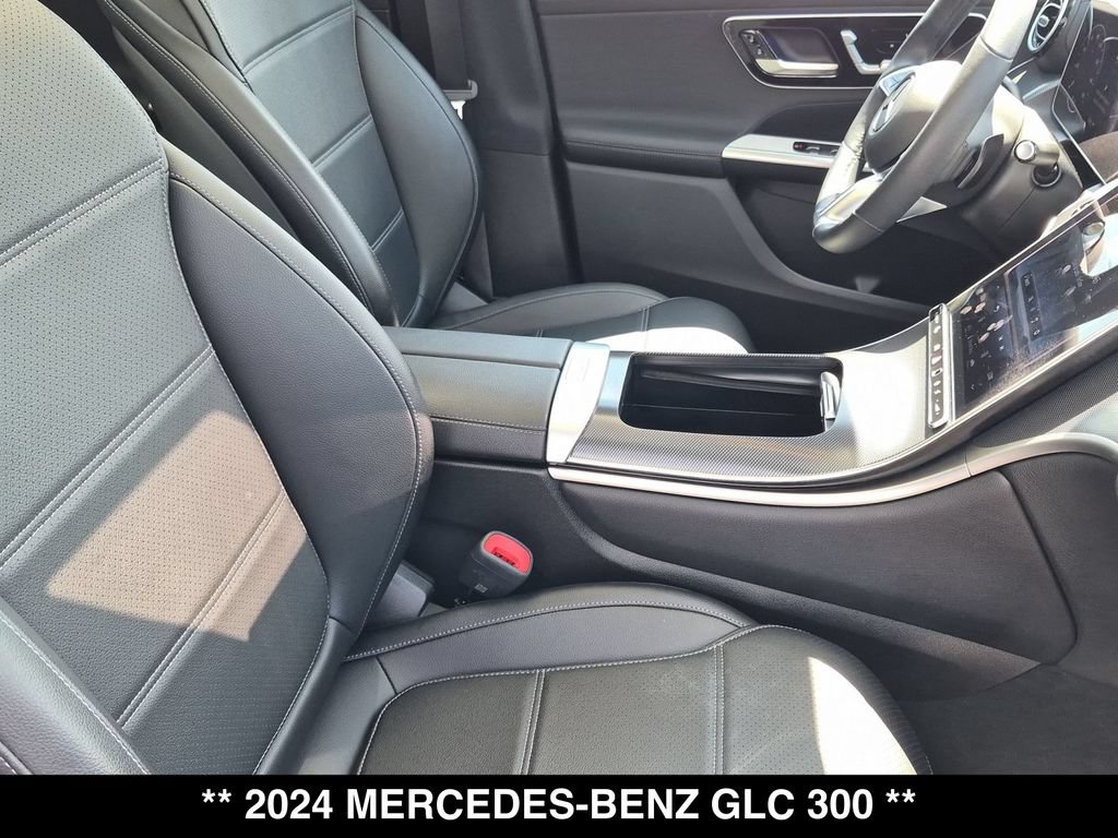 Certified 2024 Mercedes-Benz GLC 300 4MATIC image 27