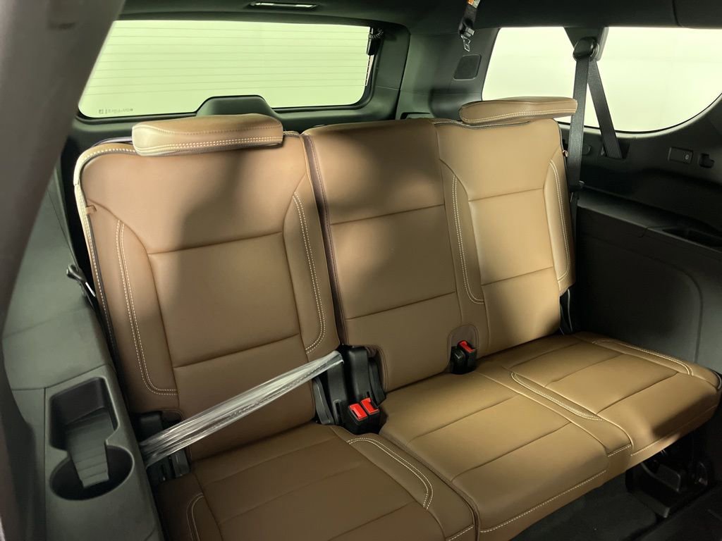 New 2026 Chevrolet Suburban High Country image 15