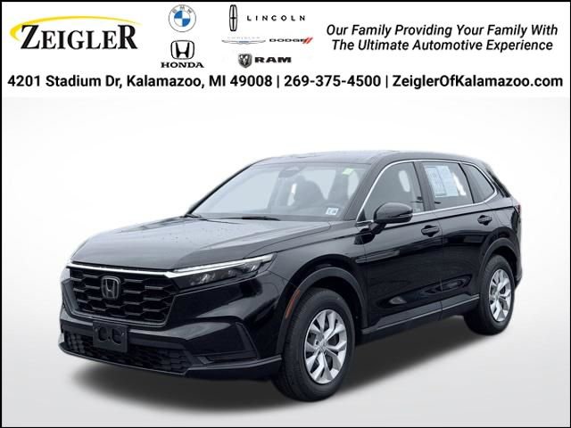 Used 2023 Honda CR-V LX image 1