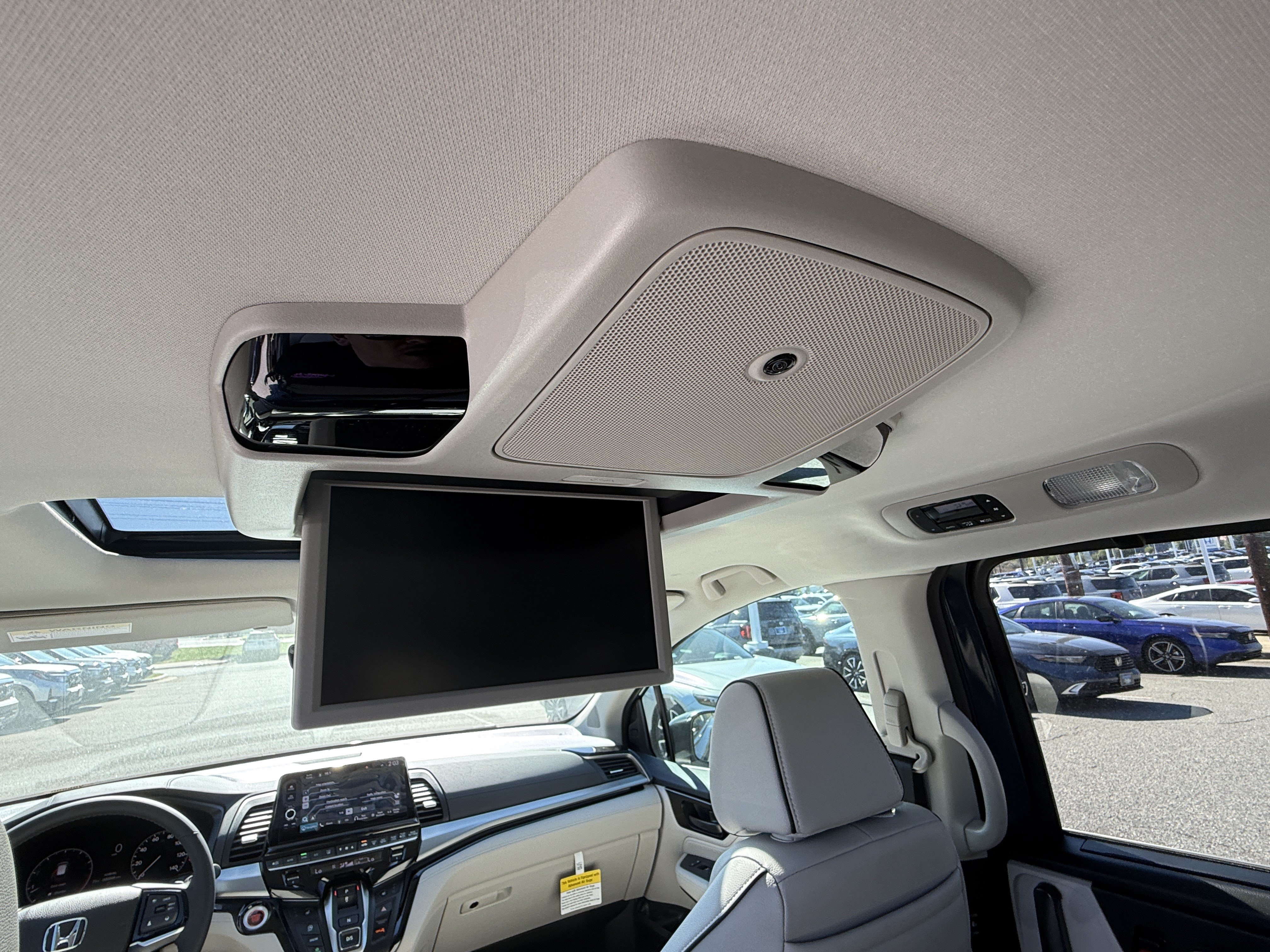 New 2027 Honda Odyssey Touring image 31