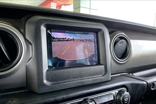 Used 2021 Jeep Gladiator Sport image 13