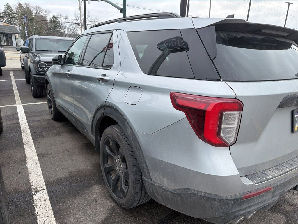 Used 2022 Ford Explorer ST w/ Equipment Group 401A image 6