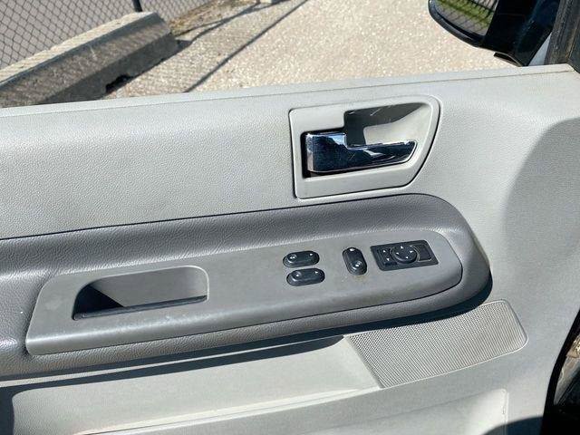 Used 2004 Ford Freestar Limited FWD image 21