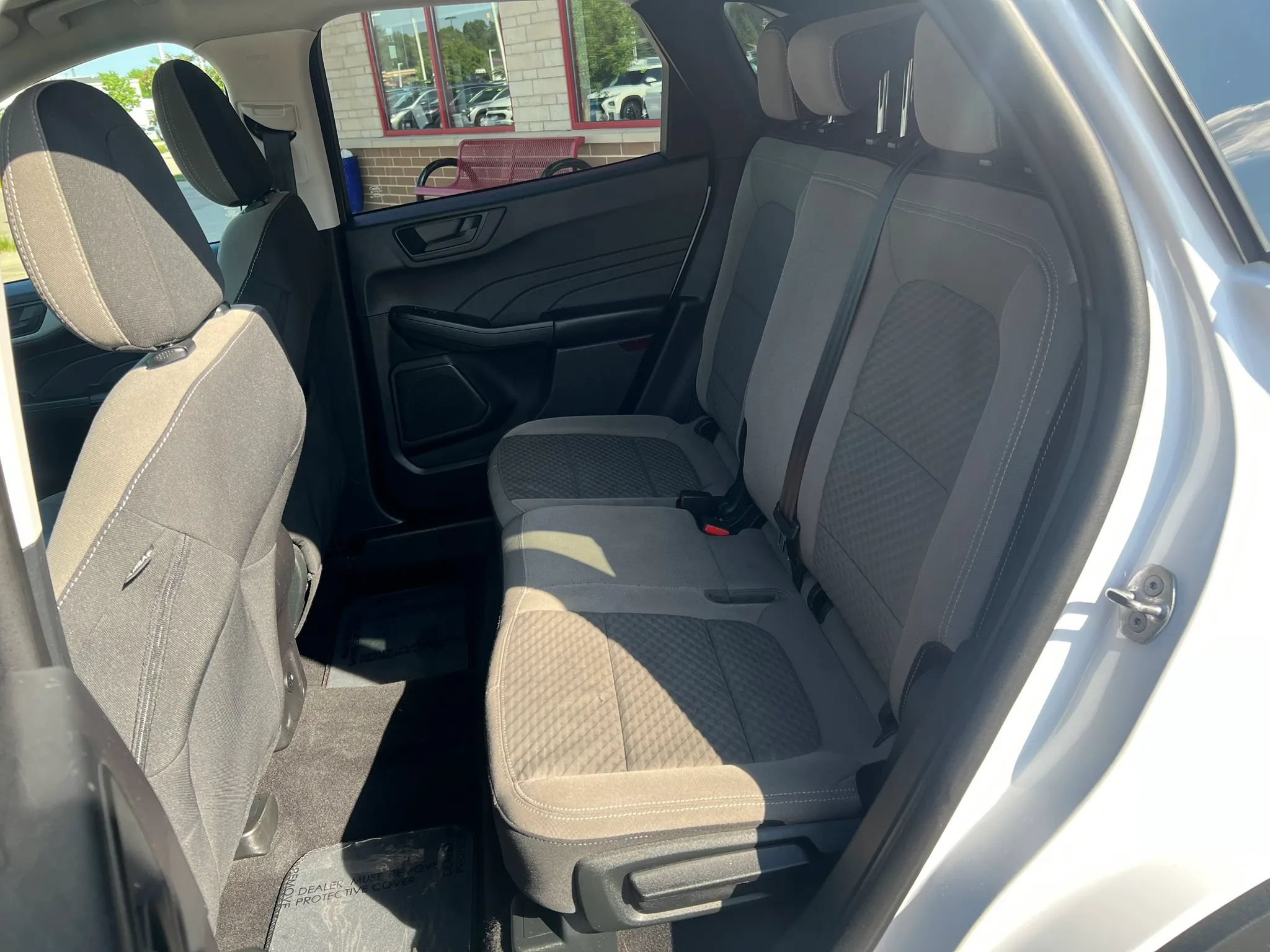 Used 2022 Ford Escape SE AWD/4WD image 9