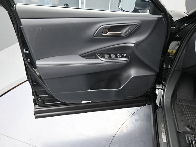 Certified 2025 Toyota Crown Signia AWD/4WD image 20