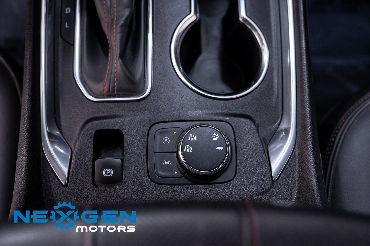 Used 2023 Chevrolet Traverse RS w/ LPO, Floor Liner Package image 17