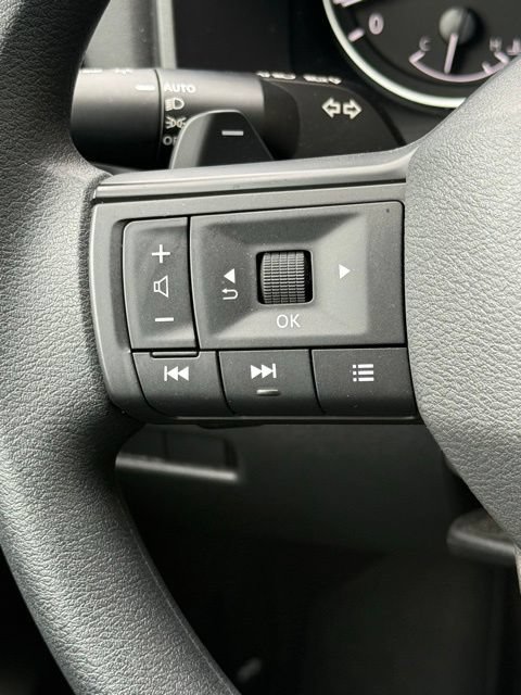 Certified 2026 Nissan Rogue S FWD image 30