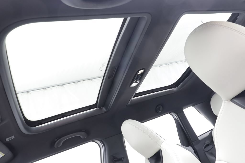 Certified 2025 MINI Cooper S FWD image 13