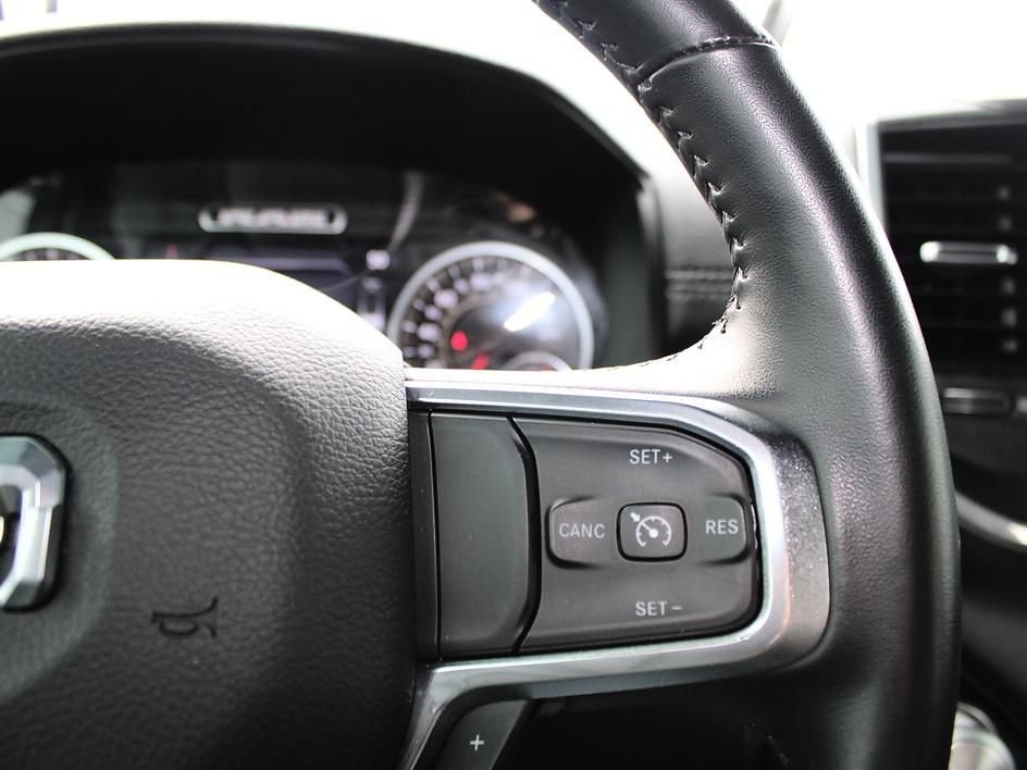 Used 2022 RAM 1500 Laramie w/ Sport Appearance Package image 18