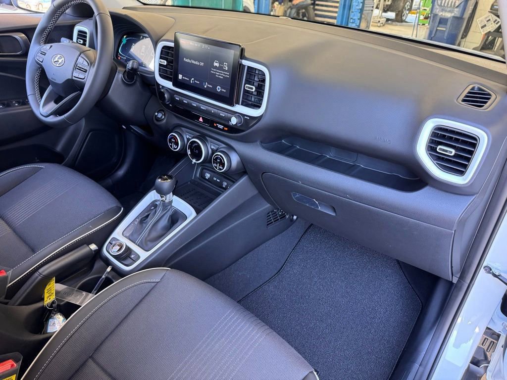 New 2026 Hyundai Venue SEL image 15