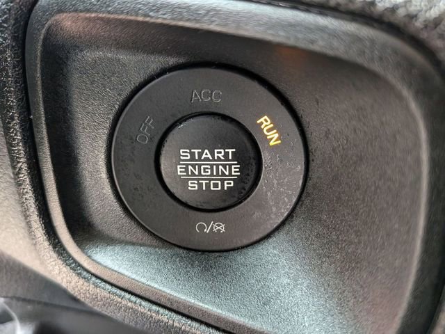 Certified 2025 Jeep Wrangler Willys image 20