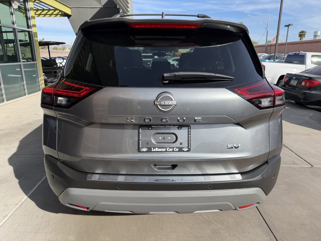 Used 2023 Nissan Rogue SV w/ SV Premium B Package image 13