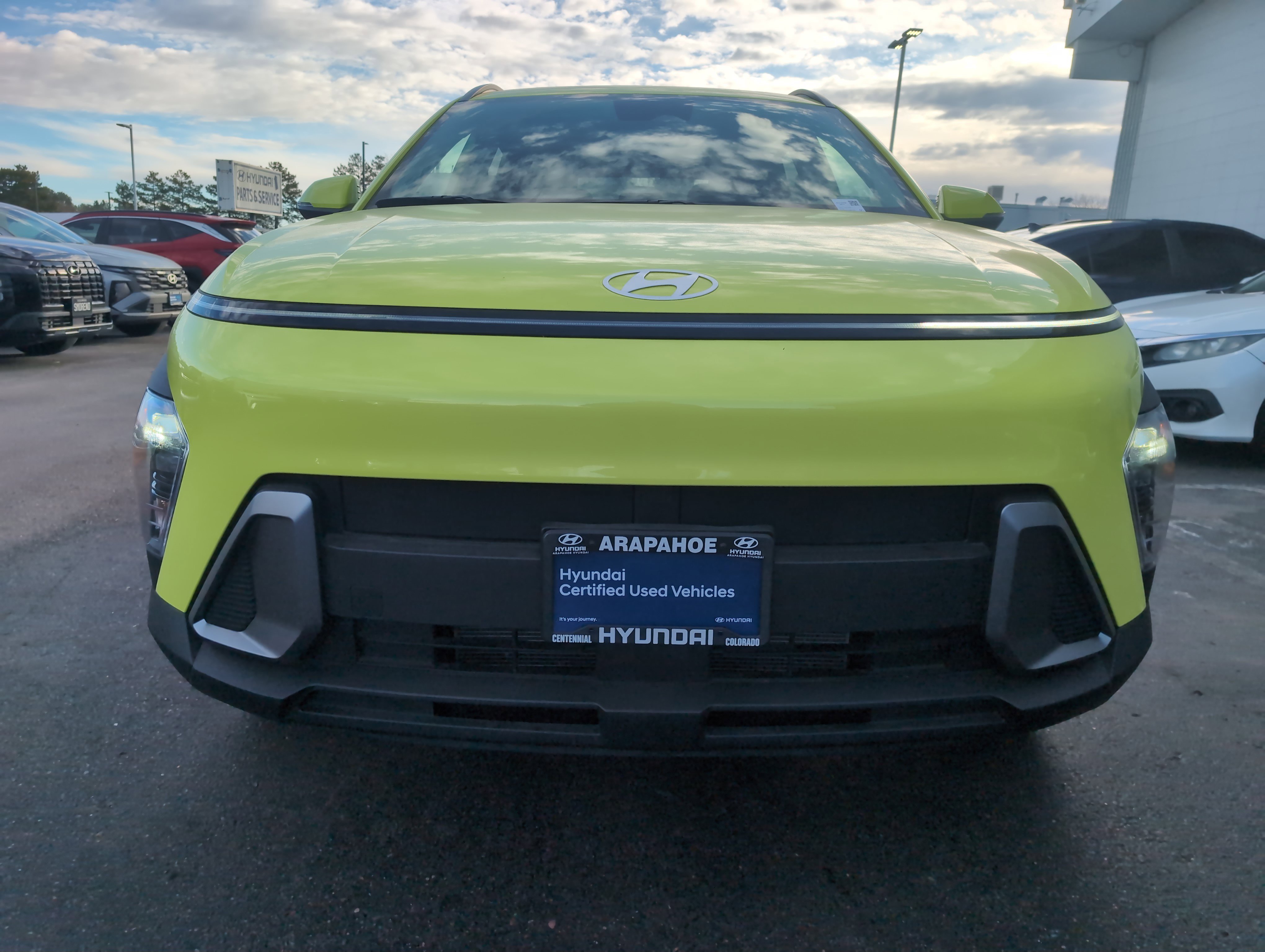 Used 2025 Hyundai Kona SEL image 1