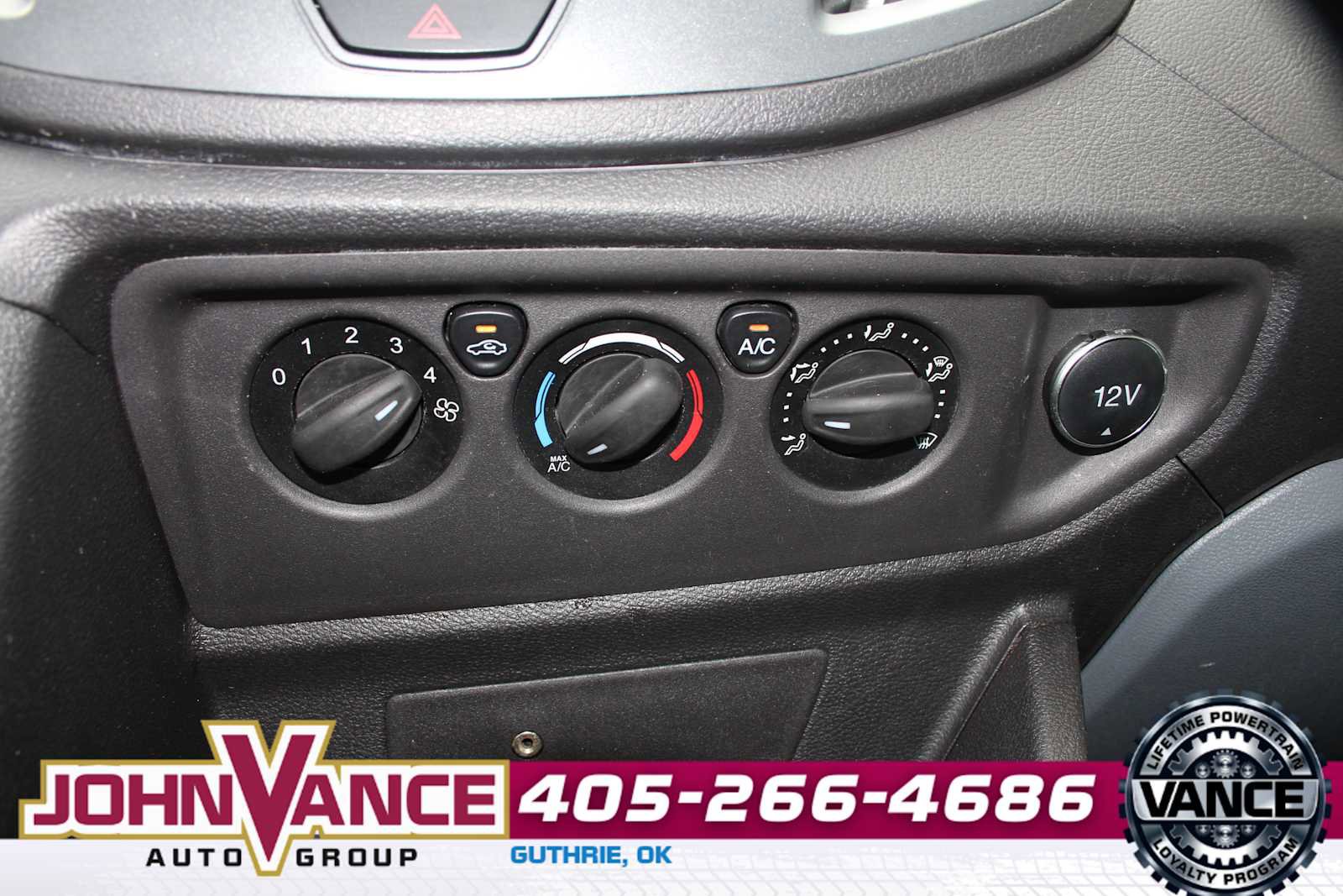 Used 2019 Ford Transit 250 148 Medium Roof RWD image 33