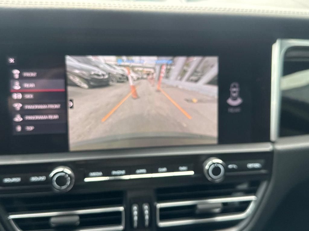 Used 2021 Porsche Macan S AWD/4WD image 48