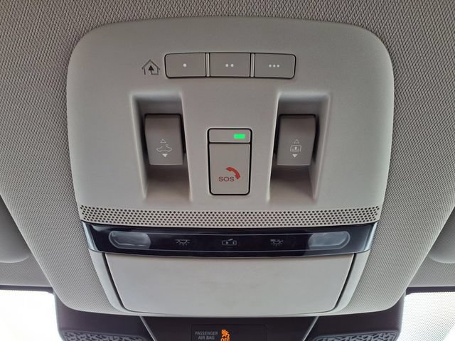 Used 2024 Nissan Ariya AWD image 13