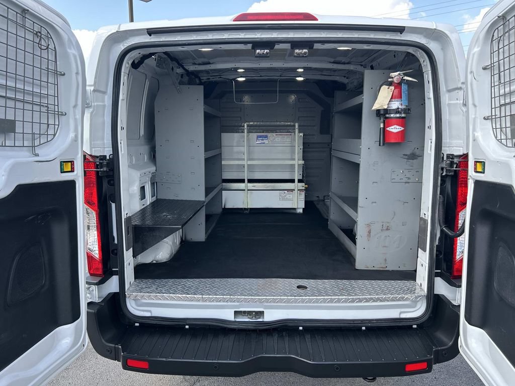 Used 2022 Ford Transit 250 Low Roof AWD image 19