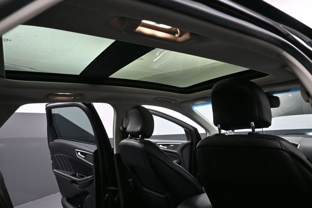 Used 2015 Ford Edge Sport w/ Equipment Group 401A AWD/4WD image 25