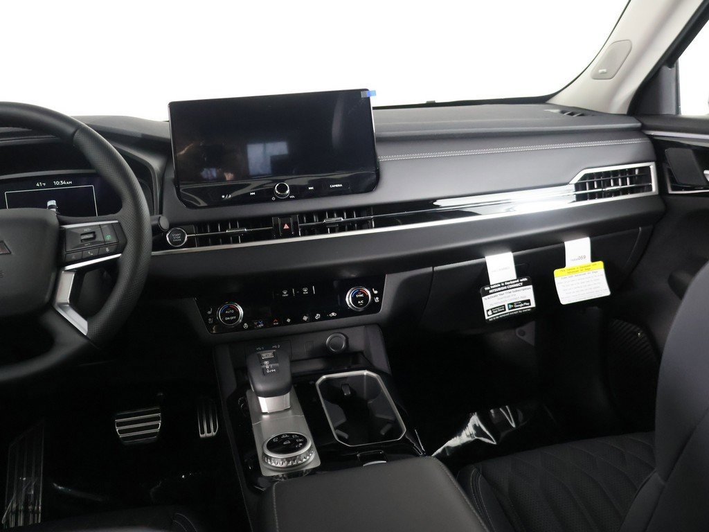 New 2026 Mitsubishi Outlander SEL image 40