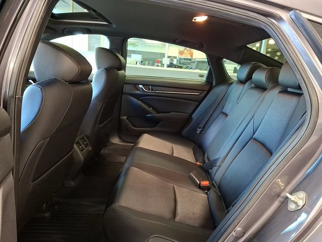 Used 2019 Honda Accord Sport image 9