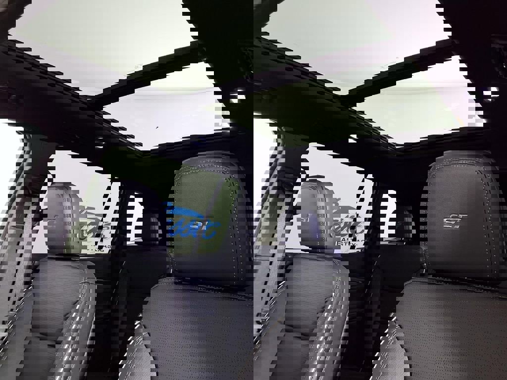 New 2026 Buick Enclave Sport Touring w/ Super Cruise Package image 31