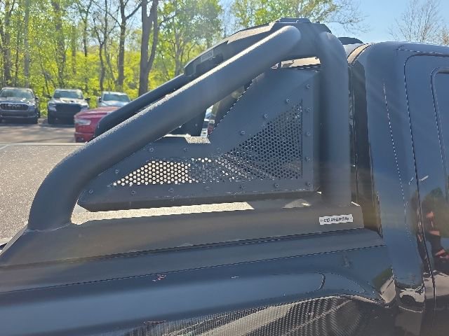 Used 2022 Ford F150 Raptor w/ Raptor 37 Performance Package AWD/4WD image 11