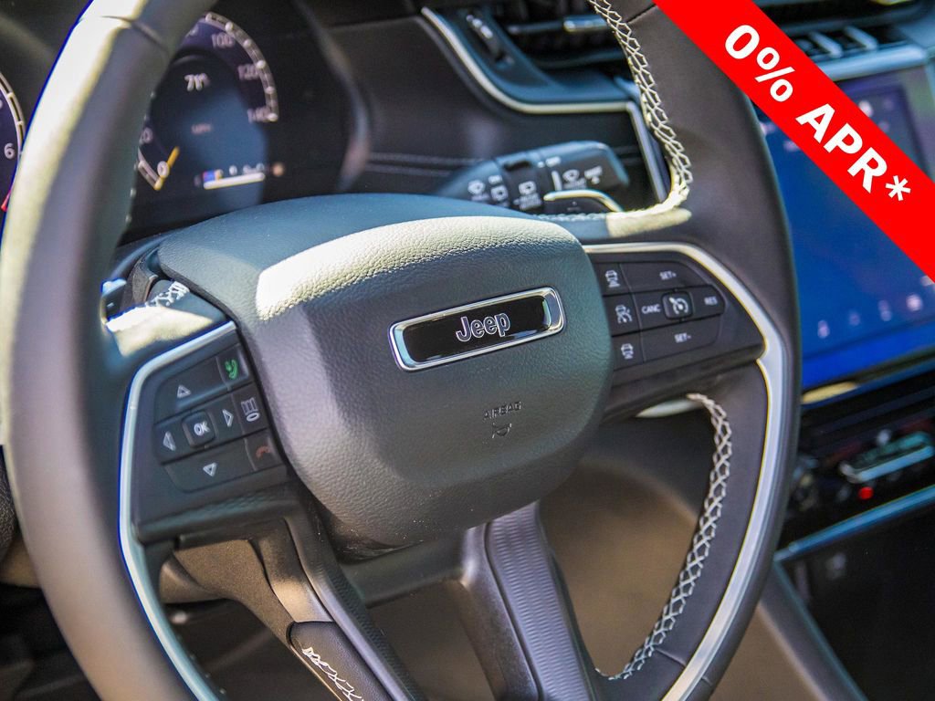New 2025 Jeep Grand Cherokee Laredo X image 25