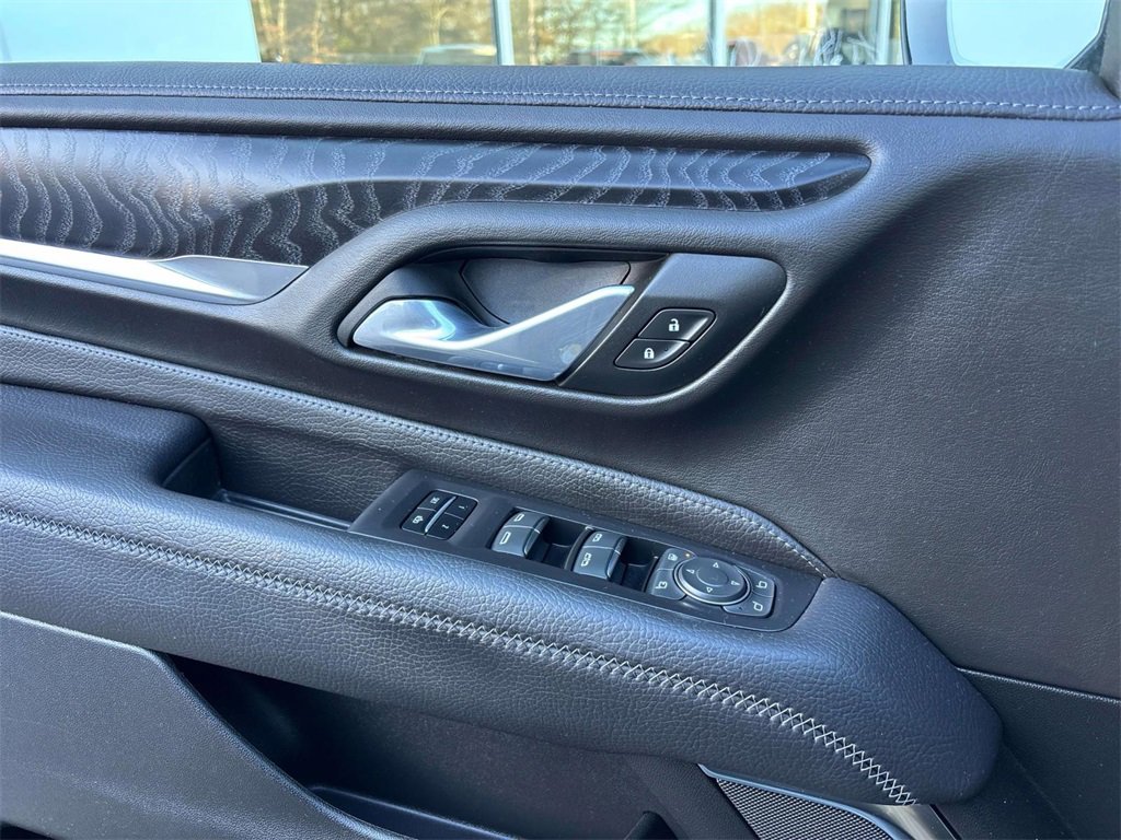 Used 2024 GMC Yukon Denali w/ Denali Reserve Package image 20