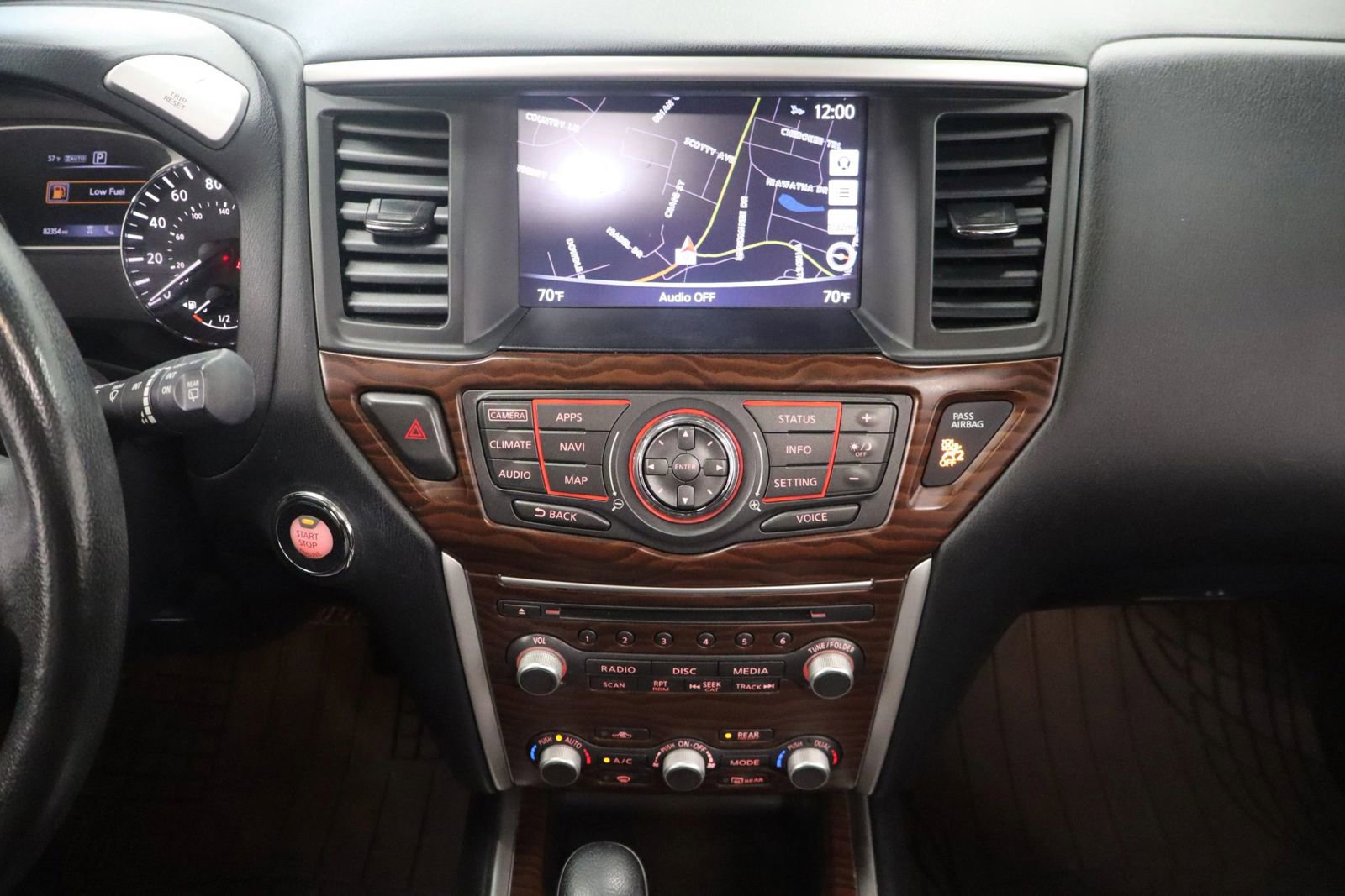 Used 2017 Nissan Pathfinder Platinum w/ Cargo Package AWD/4WD image 25