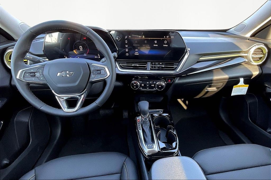 New 2026 Chevrolet Trax ACTIV w/ Sunroof Package FWD image 6