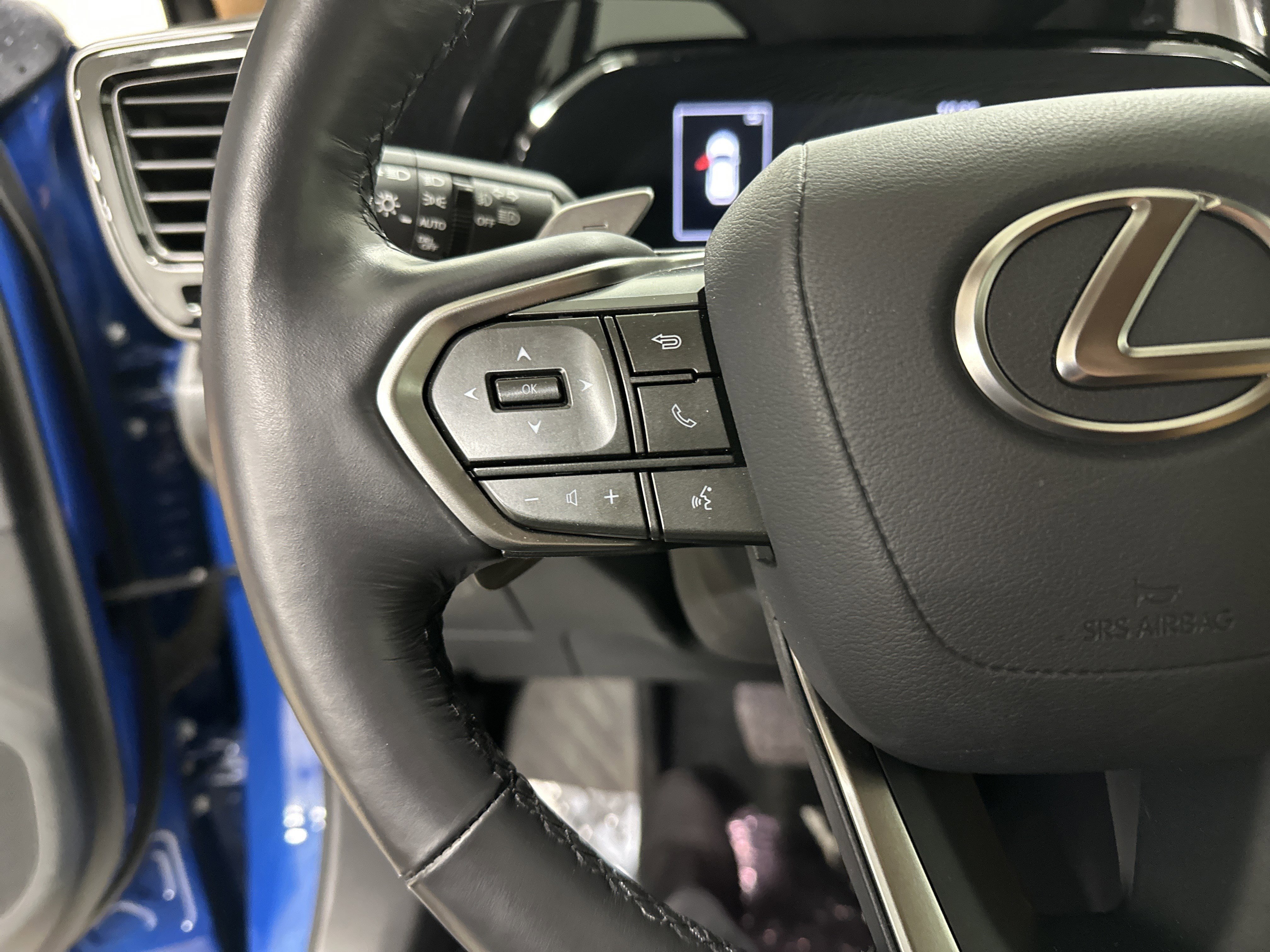 Certified 2025 Lexus NX 350 AWD w/ Premium Package image 19