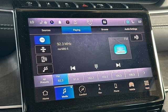 Certified 2023 Jeep Grand Cherokee L Limited w/ Black Appearance Package AWD/4WD image 19