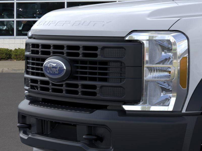 New 2025 Ford F550 2WD Regular Cab Super Duty image 17