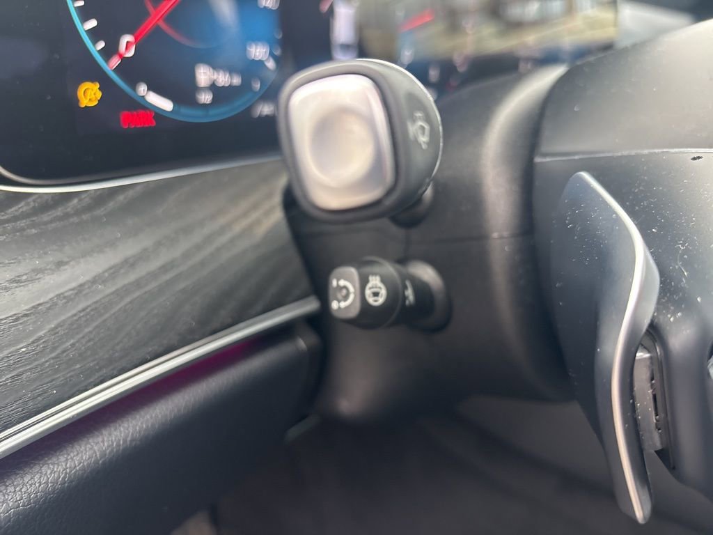Used 2023 Mercedes-Benz E 350 4MATIC Sedan image 16