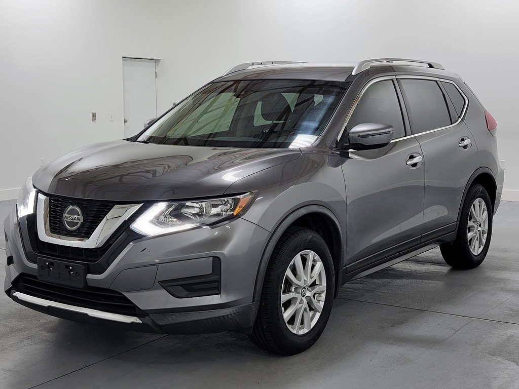 Used 2019 Nissan Rogue SV image 4