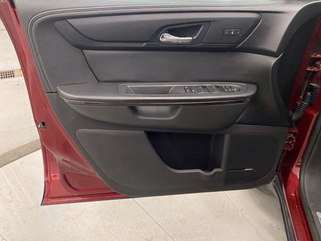 Used 2016 Chevrolet Traverse LTZ AWD/4WD image 25