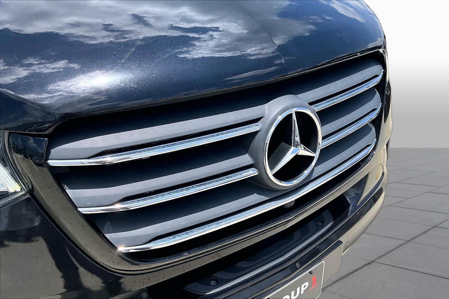 Used 2024 Mercedes-Benz Sprinter 2500 image 28