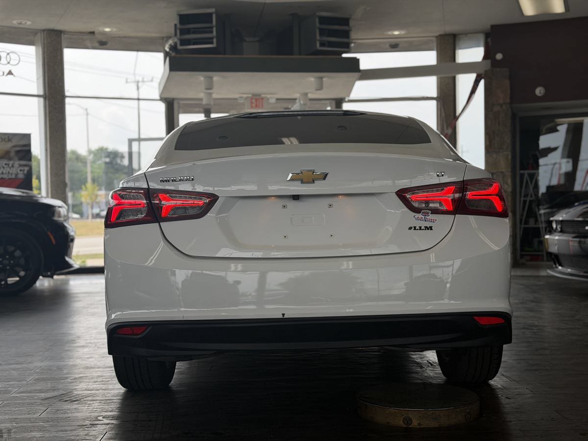 Used 2019 Chevrolet Malibu LT FWD image 8