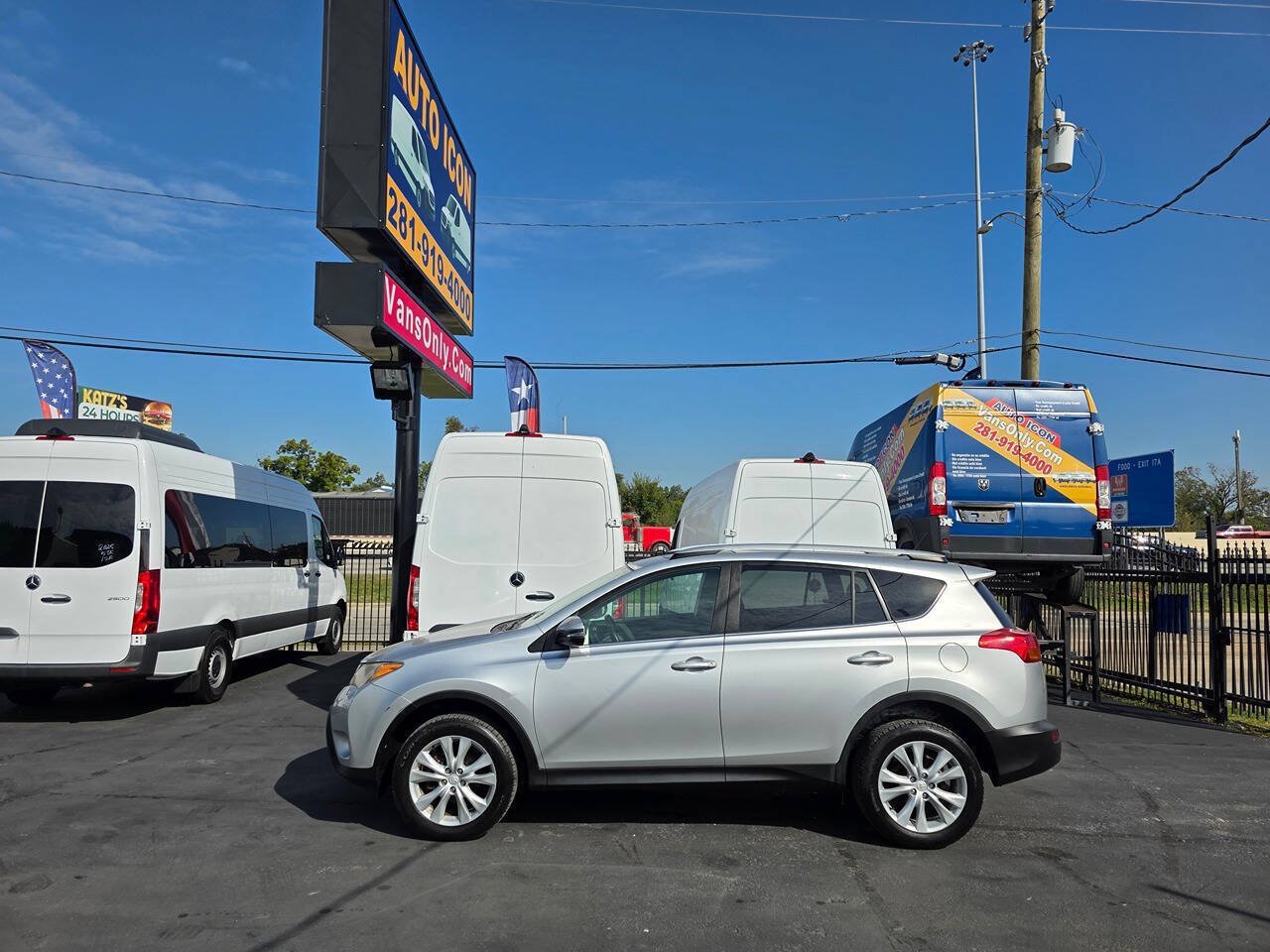 Used 2013 Toyota RAV4 Limited FWD image 4