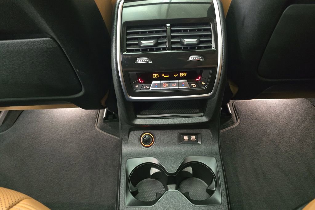 Certified 2024 BMW X7 xDrive40i w/ Executive Package image 25