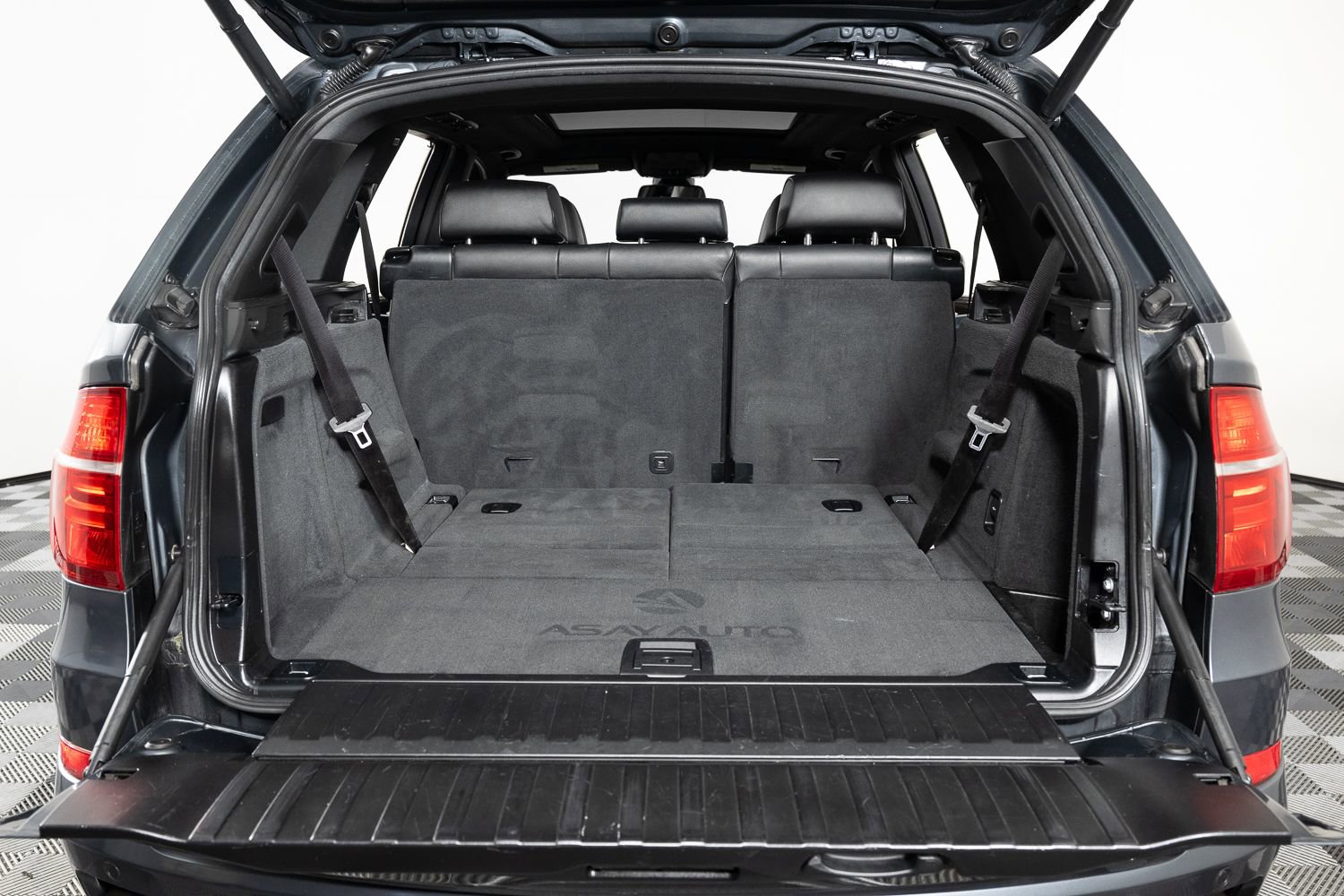 Used 2013 BMW X5 xDrive50i w/ Sport Activity Pkg image 23