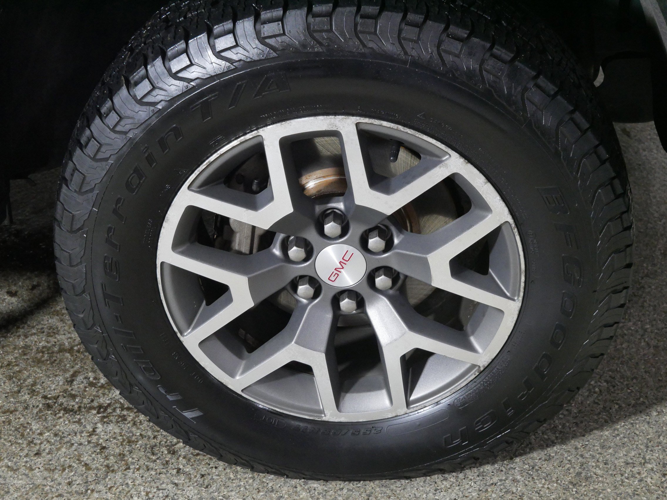 Used 2015 GMC Canyon SLE w/ All-Terrain Package image 15