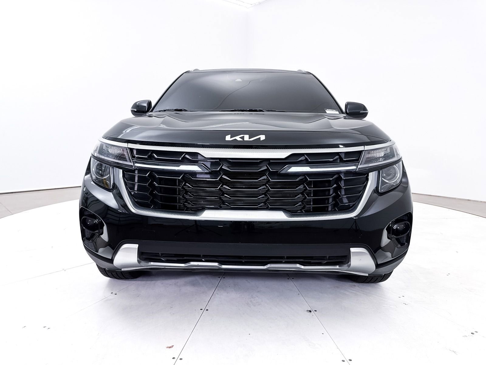 Certified 2024 Kia Seltos EX image 11