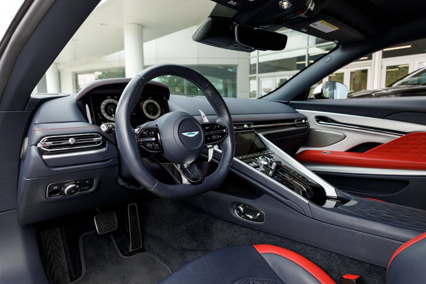 Used 2024 Aston Martin DB12 Coupe RWD image 44