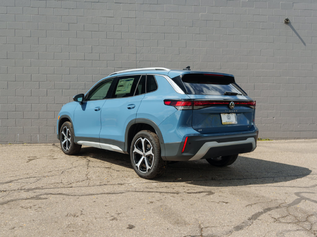 New 2026 Volkswagen Tiguan SE AWD/4WD image 4