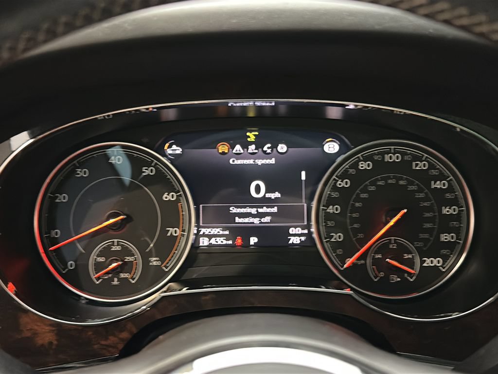 Used 2018 Bentley Bentayga Activity AWD/4WD image 29